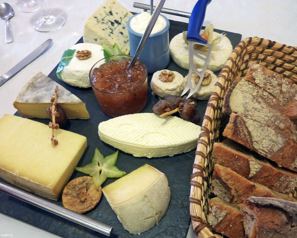 Plateau de fromages de l'Aveyron © CDT 12