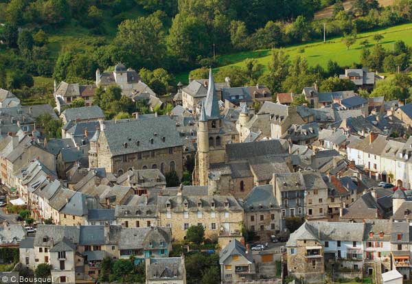 Saint-Côme d'Olt en Aveyron ©C.Bousquet