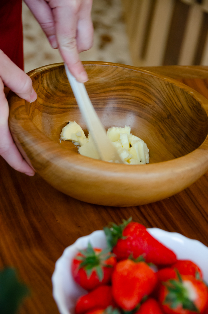 Préparation d'une pâte brisée sucrée : beurre